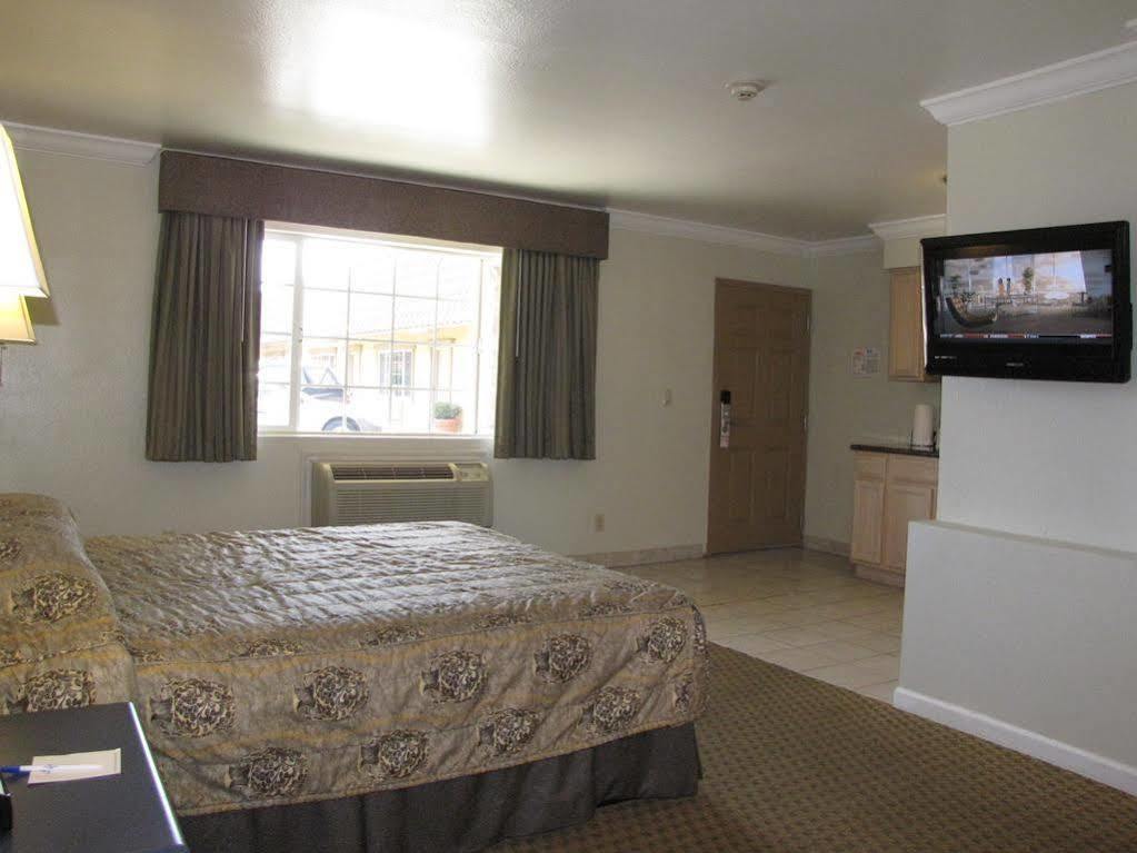Rodeo Lodge Clovis Esterno foto